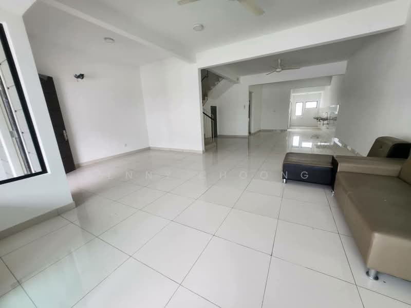 3-storey Terraced House for Sale in Cheras (Selangor) - Jenny Choong - Living Room - PropertyGuru.com.my