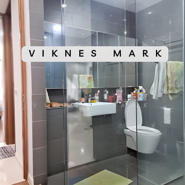Kondominium untuk Dijual di Shorefront Residences - Viknes Mark - Bathroom - PropertyGuru.com.my