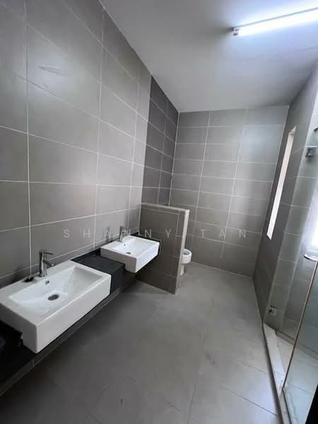 Semi-Detached House for Sale in Bandar Sungai Long (Selangor) - Shanny Tan - Bathroom - PropertyGuru.com.my