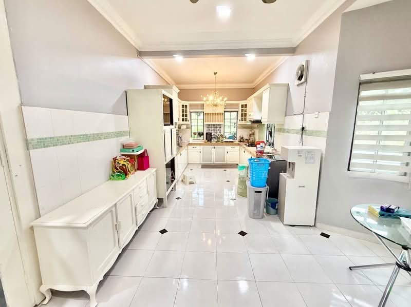 For Sale - Seksyen 8