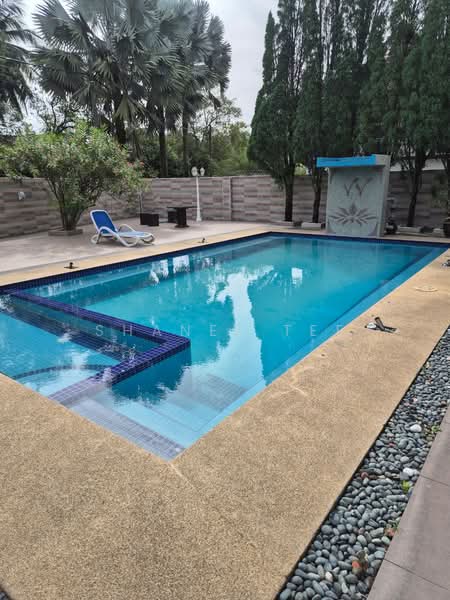 Bungalow for Sale in Taman Kota Jaya (Kota Tinggi) - Shanel Tee - Pool - PropertyGuru.com.my