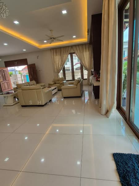Bungalow for Sale in Taman Kota Jaya (Kota Tinggi) - Shanel Tee - Living Room - PropertyGuru.com.my