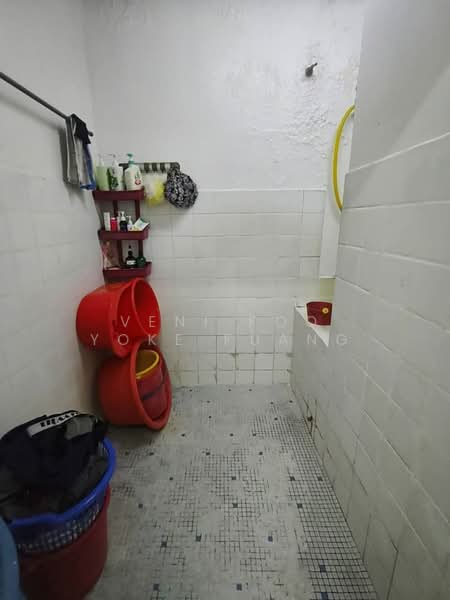 Rumah Teres 1 Tingkat untuk Dijual di Klang (Selangor) - Veni Foo Yoke Fuang - Bathroom - PropertyGuru.com.my