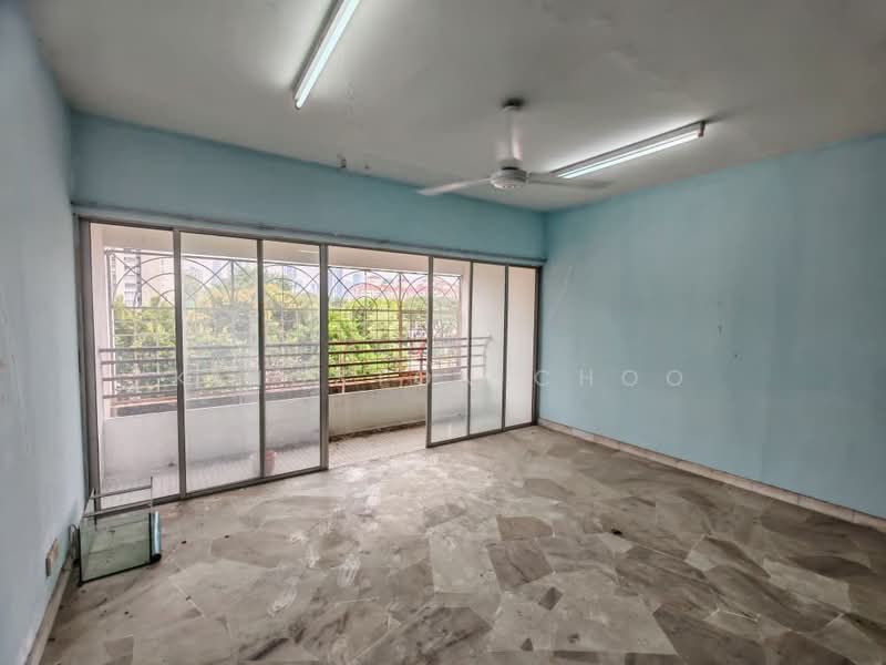 Pangsapuri untuk Dijual di Baiduri - Kingston Choo - Balcony - PropertyGuru.com.my