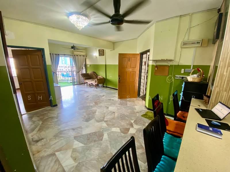 Condominium for Sale at Sri Ledang - Shaziery Iskandar - Living Room - PropertyGuru.com.my