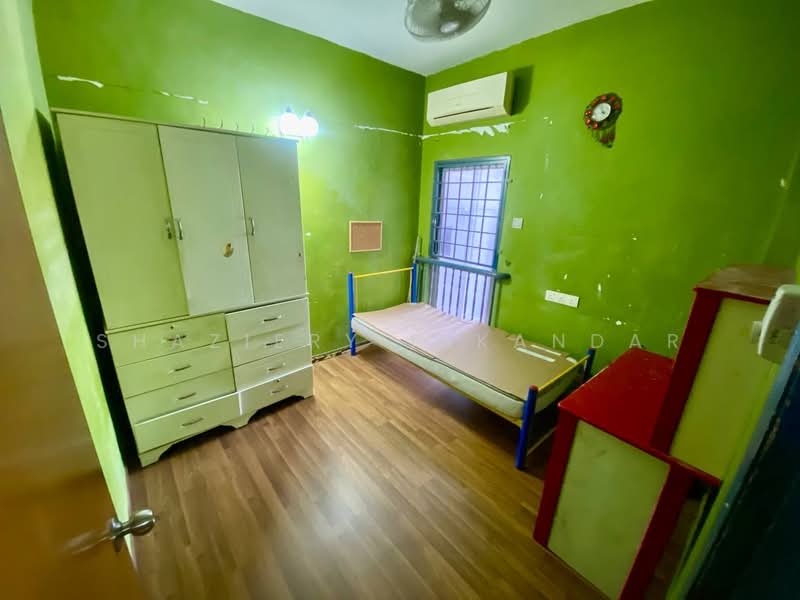 Condominium for Sale at Sri Ledang - Shaziery Iskandar - Bedroom - PropertyGuru.com.my