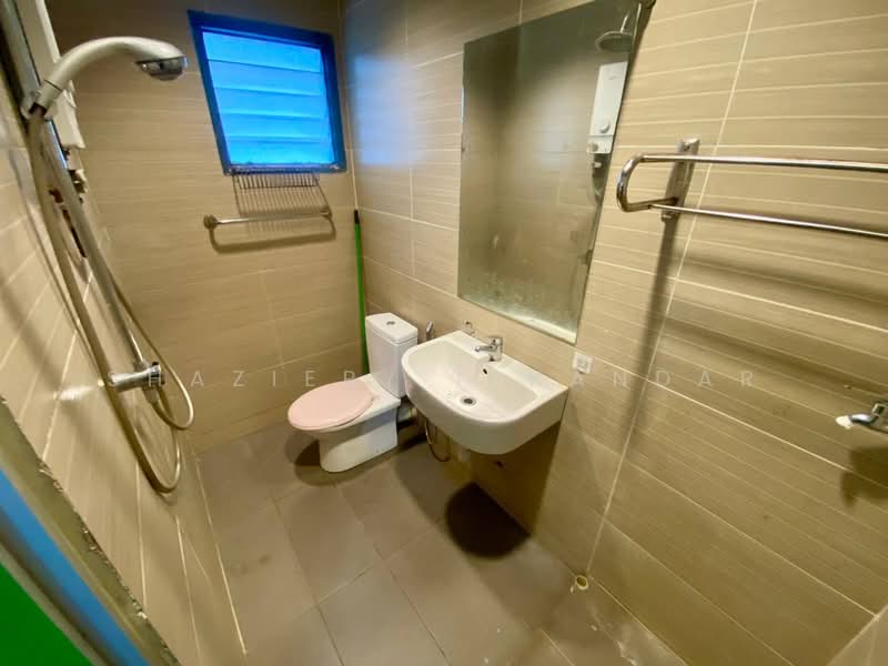 Condominium for Sale at Sri Ledang - Shaziery Iskandar - Bathroom - PropertyGuru.com.my