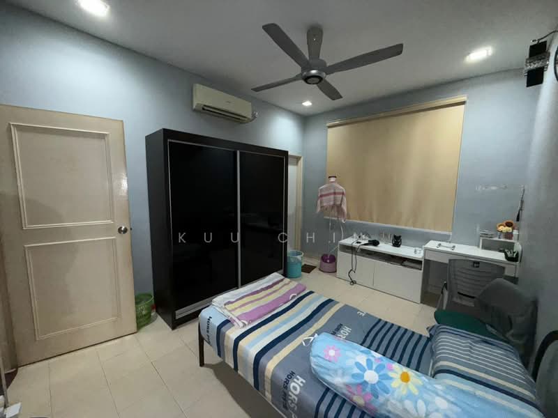 Rumah Teres 2 Tingkat untuk Dijual di Bandar Indahpura (Kulai) - Kuu Chin - Bedroom - PropertyGuru.com.my