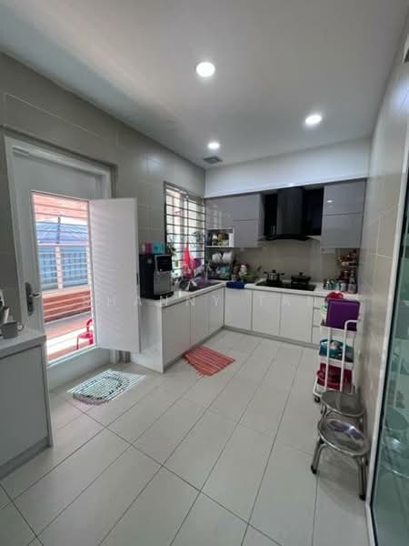 Semi-Detached House for Sale in Bandar Sungai Long (Selangor) - Shanny Tan - Kitchen - PropertyGuru.com.my