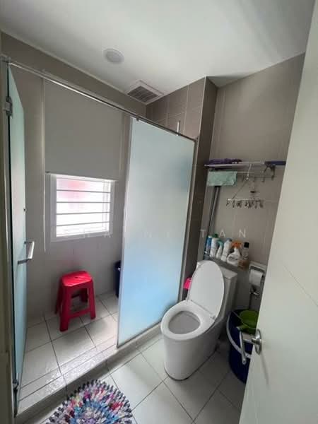 Semi-Detached House for Sale in Bandar Sungai Long (Selangor) - Shanny Tan - Bathroom - PropertyGuru.com.my