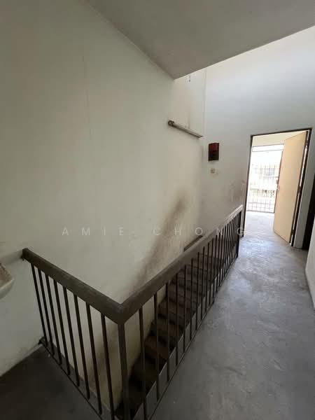 2-storey Terraced House for Sale in Taman Pengkalan Barat (Ipoh) - Amie Chong - Corridor - PropertyGuru.com.my