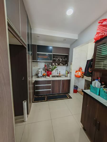 Pangsapuri untuk Dijual di Angsana Apartment - Joshua Tee - Kitchen - PropertyGuru.com.my