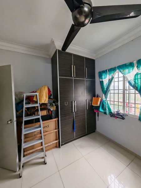 Pangsapuri untuk Dijual di Angsana Apartment - Joshua Tee - PropertyGuru.com.my