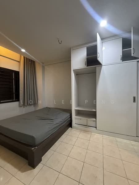 Apartment for Rent at Bayu Puteri 3 - Loh Lee Peng - Bedroom - PropertyGuru.com.my