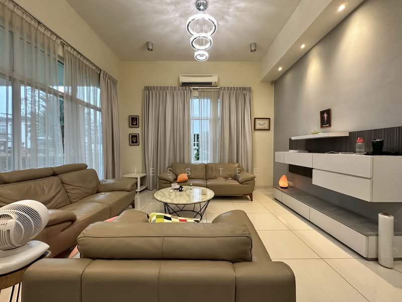 Rumah Berkembar untuk Dijual di Setia Eco Park (Setia Alam) - Jess Tee - Living Room - PropertyGuru.com.my