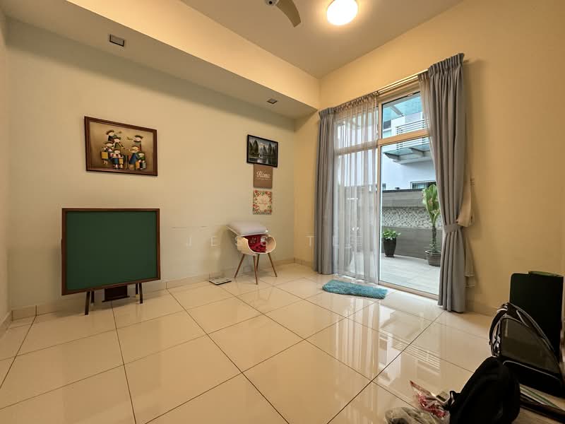 Rumah Berkembar untuk Dijual di Setia Eco Park (Setia Alam) - Jess Tee - Living Room - PropertyGuru.com.my