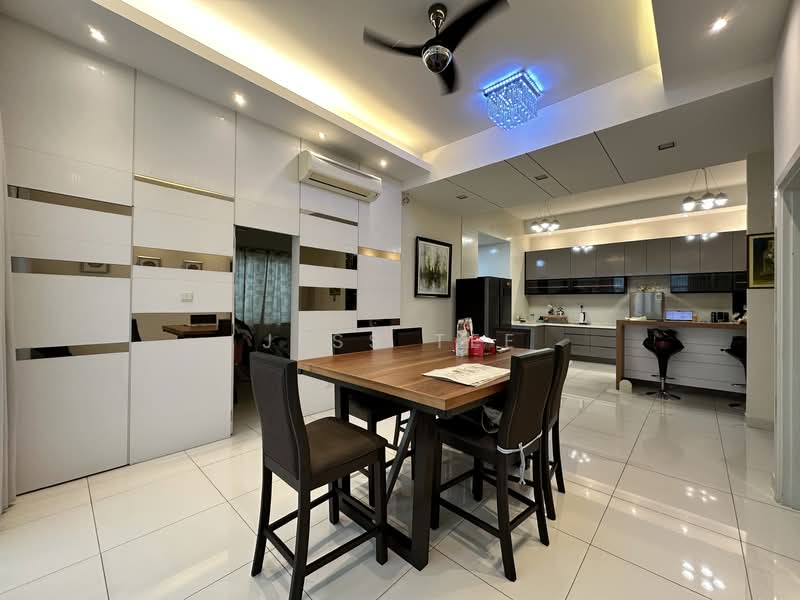 Rumah Berkembar untuk Dijual di Setia Eco Park (Setia Alam) - Jess Tee - Dining Room - PropertyGuru.com.my