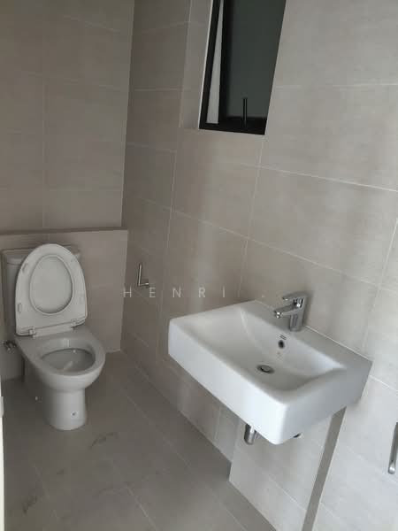 Condominium for Sale at Tropicana Miyu - HENRI . - Bathroom - PropertyGuru.com.my