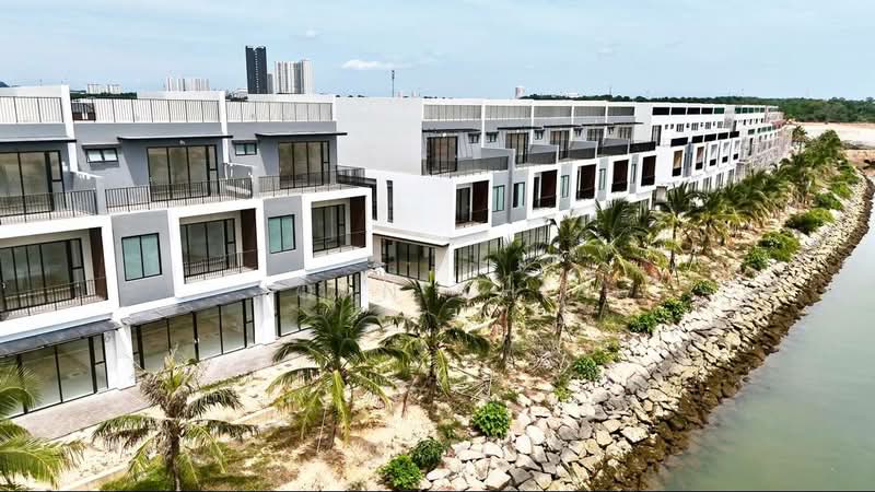 3-storey Terraced House for Sale in Permas Jaya (Johor) - Joan Chia - Exterior - PropertyGuru.com.my