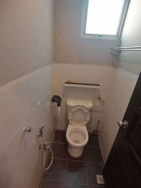 Shop / Office for Sale in Simpang Ampat (Penang) - Roy Kuak - Bathroom - PropertyGuru.com.my