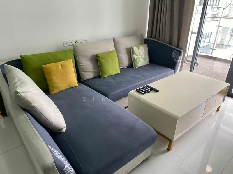 Condominium for Sale at Amberside @ Country Garden Danga Bay - Sin Yie - Living Room - PropertyGuru.com.my