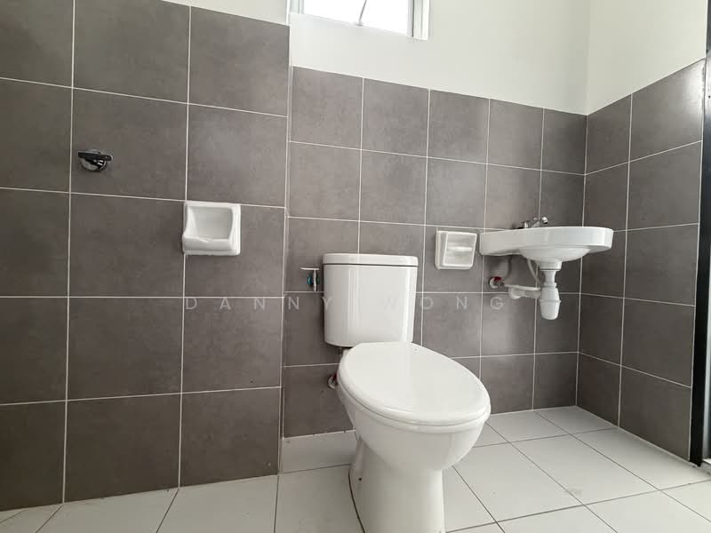 2-storey Terraced House for Sale in Rawang (Selangor) - Danny Wong - Bathroom - PropertyGuru.com.my