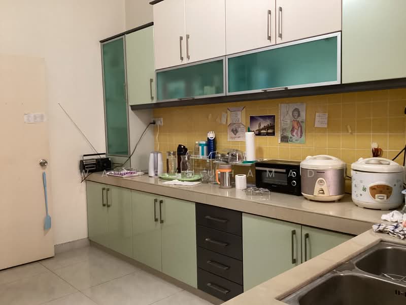 Rumah Teres untuk Dijual di Bandar Puteri Puchong (Puchong) - WATIE MUHAMAD - Kitchen - PropertyGuru.com.my