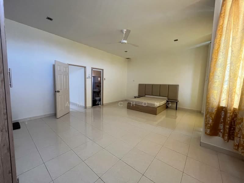 Untuk Dijual - Botani Freehold 2.5 Storey Terrace House Facing Field For Sale