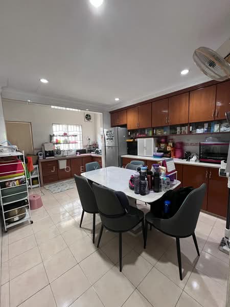 Rumah Teres 2 Tingkat untuk Dijual di Seksyen 32, Kemuning Green Ville (Shah Alam) - Joey Wong - Kitchen - PropertyGuru.com.my