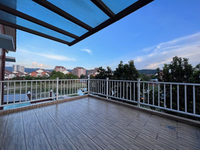 Rumah Banglo untuk Dijual di Bandar Sungai Long (Selangor) - Shanny Tan - Balcony - PropertyGuru.com.my