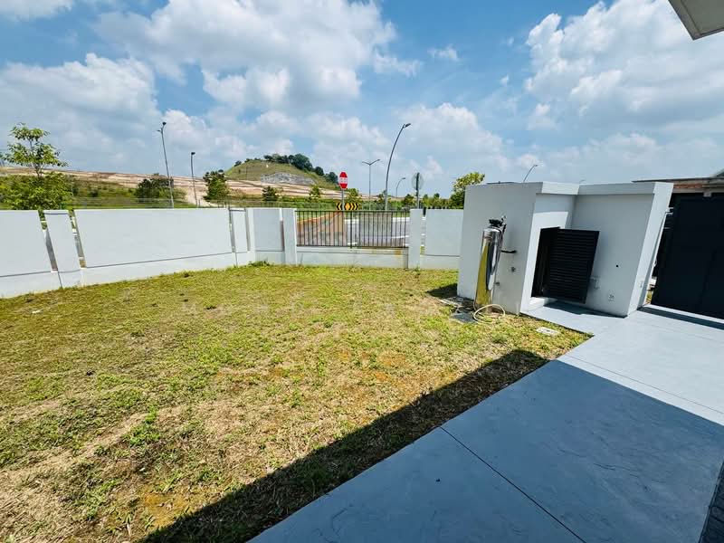 Rumah Berkembar untuk Dijual di Elmina (Shah Alam) - Mohd Fadzli - Exterior - PropertyGuru.com.my