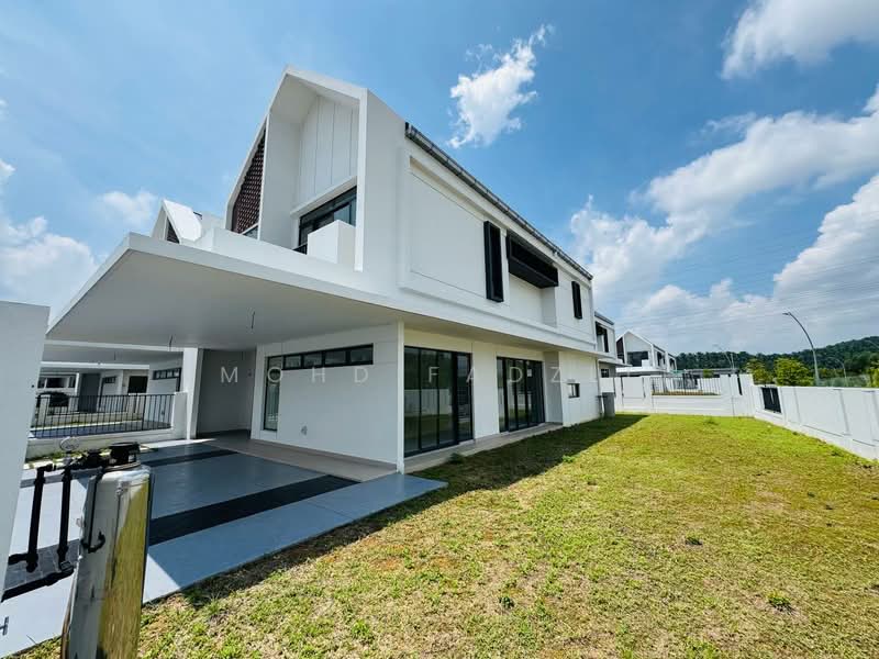 Rumah Berkembar untuk Dijual di Elmina (Shah Alam) - Mohd Fadzli - Exterior - PropertyGuru.com.my
