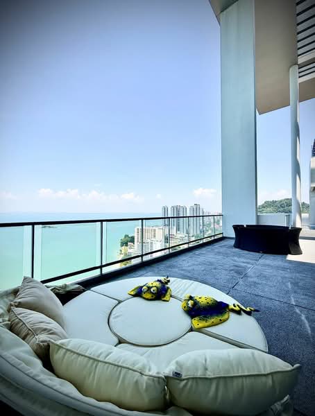 Kondominium untuk Dijual di Infinity Beachfront Condominium - KK Kwok - Balcony - PropertyGuru.com.my