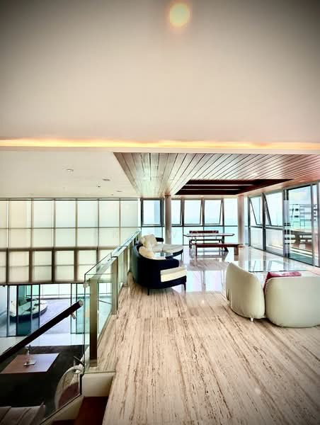 Kondominium untuk Dijual di Infinity Beachfront Condominium - KK Kwok - Living Room - PropertyGuru.com.my