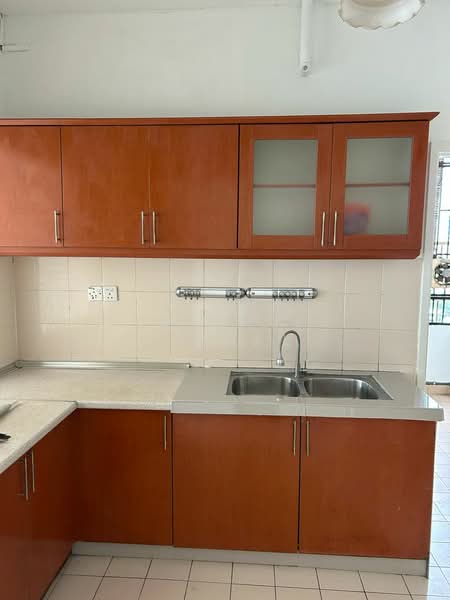 Condominium for Rent at Sri Putramas - Khairul Zainal - Kitchen - PropertyGuru.com.my