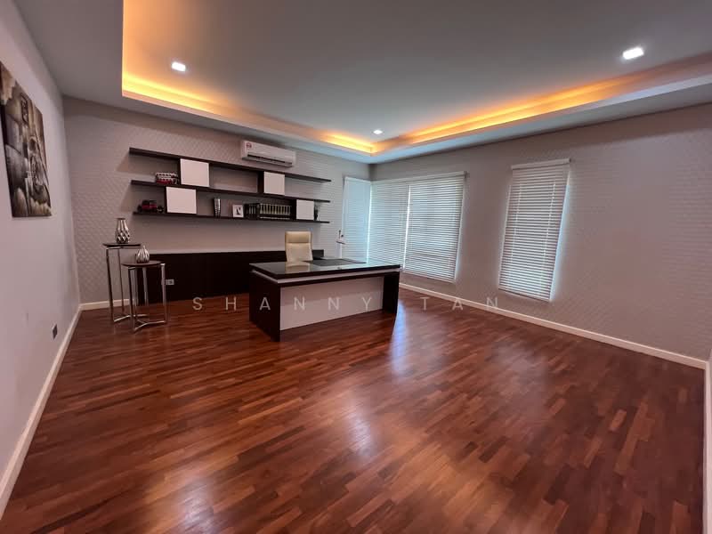 Rumah Banglo untuk Dijual di Kajang (Selangor) - Shanny Tan - Study - PropertyGuru.com.my