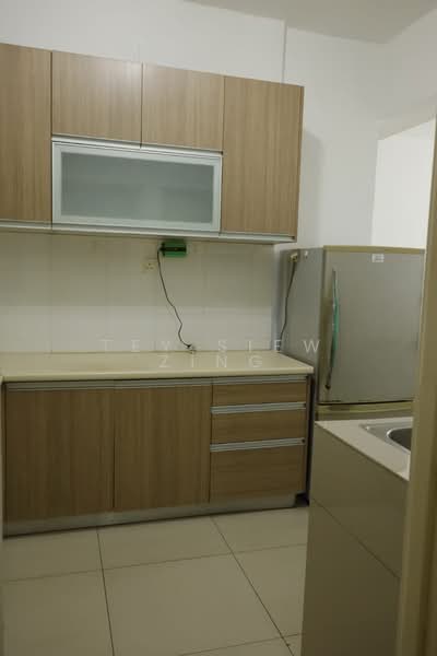 Kondominium untuk Dijual di The Zest @ Kinrara 9 - Tey Siew Zing - Kitchen - PropertyGuru.com.my