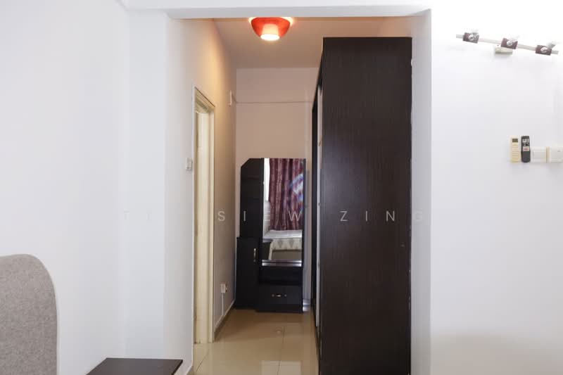 Kondominium untuk Dijual di The Zest @ Kinrara 9 - Tey Siew Zing - Corridor - PropertyGuru.com.my