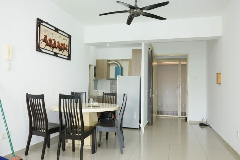 Kondominium untuk Dijual di The Zest @ Kinrara 9 - Tey Siew Zing - Dining Room - PropertyGuru.com.my