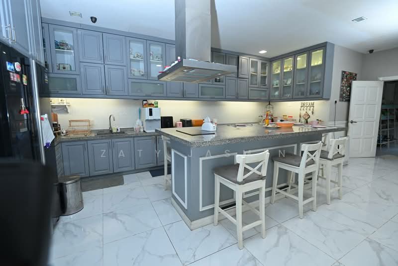 Semi-Detached House for Sale in Seksyen U9 (Shah Alam) - Zaty Jasmin - Kitchen - PropertyGuru.com.my