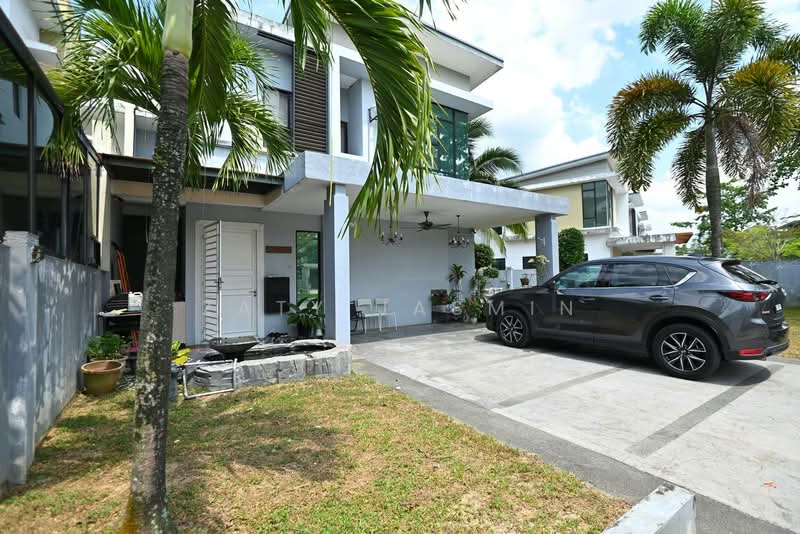 Semi-Detached House for Sale in Seksyen U9 (Shah Alam) - Zaty Jasmin - Exterior - PropertyGuru.com.my