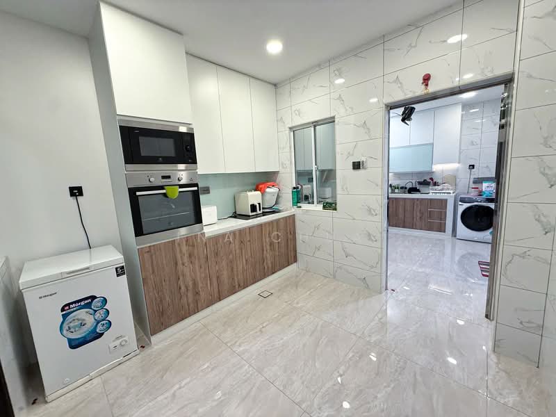 Rumah Kluster untuk Dijual di Taman Nusa Bestari (Iskandar Puteri (Nusajaya)) - Ina Chua - Kitchen - PropertyGuru.com.my