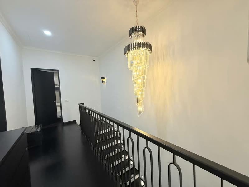 Rumah Berkembar untuk Dijual di Semenyih (Selangor) - Zaty Jasmin - Corridor - PropertyGuru.com.my