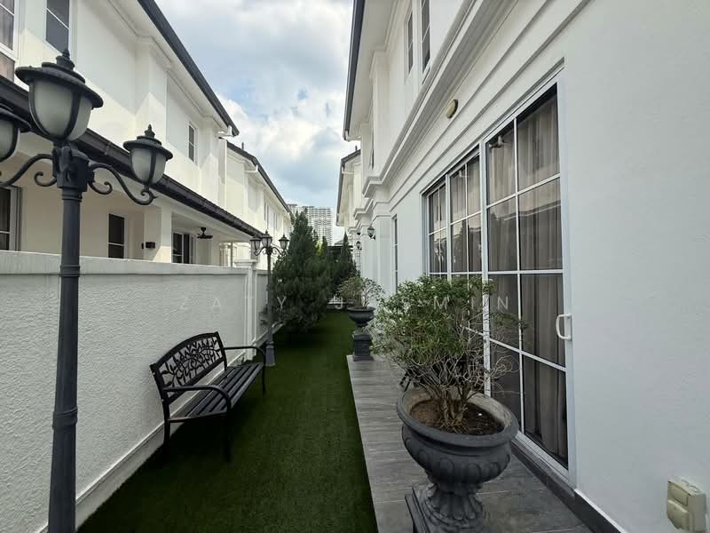 Rumah Berkembar untuk Dijual di Semenyih (Selangor) - Zaty Jasmin - Exterior - PropertyGuru.com.my