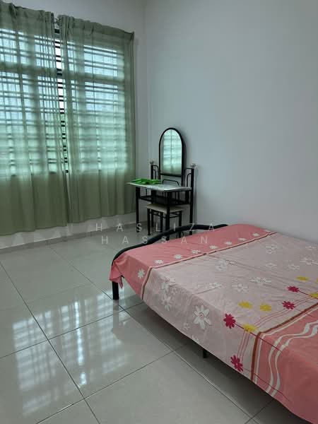 Semi-Detached House for Sale in Alor Gajah (Melaka) - Hasliza Hassan - Bedroom - PropertyGuru.com.my