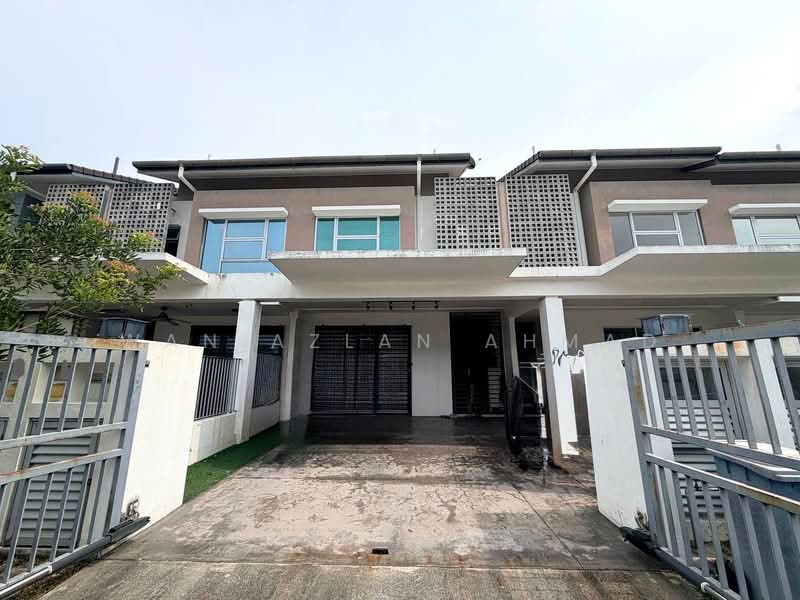 Rumah Teres 2 Tingkat untuk Dijual di Bandar Rimbayu (Telok Panglima Garang) - Wan Azlan Ahmad - Exterior - PropertyGuru.com.my