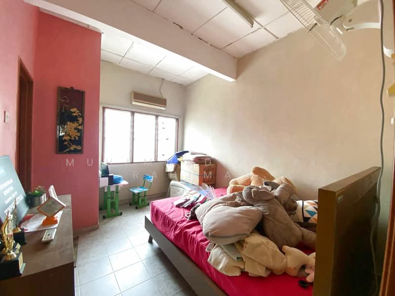 2-storey Terraced House for Sale in Taman Seri Sementa (Kapar) - Muhammad Iqmal Rahiman - Bedroom - PropertyGuru.com.my