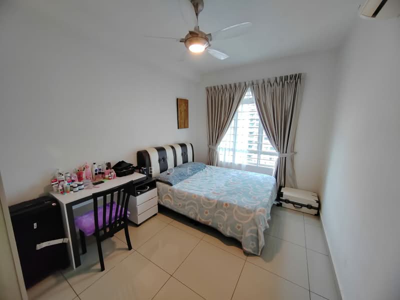 Pangsapuri untuk Dijual di Austin Suites (Permata Austin) - Boey . - Bedroom - PropertyGuru.com.my