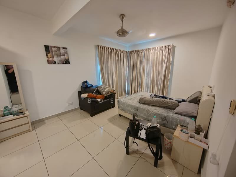 Pangsapuri untuk Dijual di Austin Suites (Permata Austin) - Boey . - Bedroom - PropertyGuru.com.my