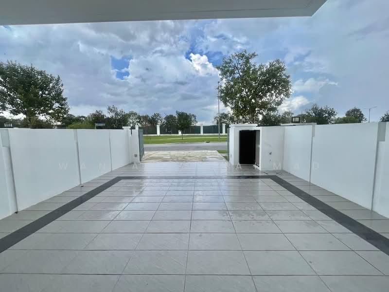 Rumah Teres untuk Dijual di Eco Grandeur (Puncak Alam) - Wan Azlan Ahmad - Exterior - PropertyGuru.com.my